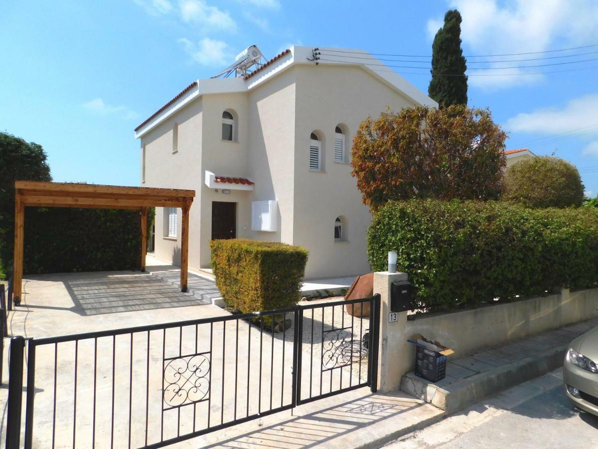 Villa M & S Coral Bay Extérieur photo